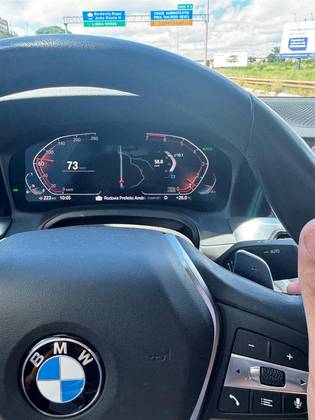 BMW 320i 2.0 16V TURBO FLEX GP AUTOMÁTICO BMW 320i 2.0 16V TURBO FLEX GP AUTOMÁTICO